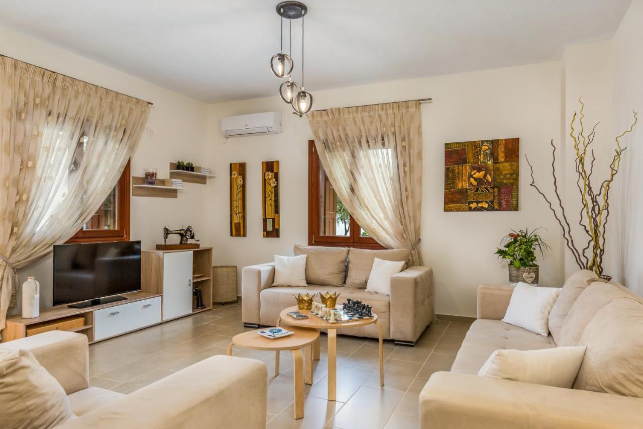 Olive Grove Apartment Skopelos Town Exterior photo