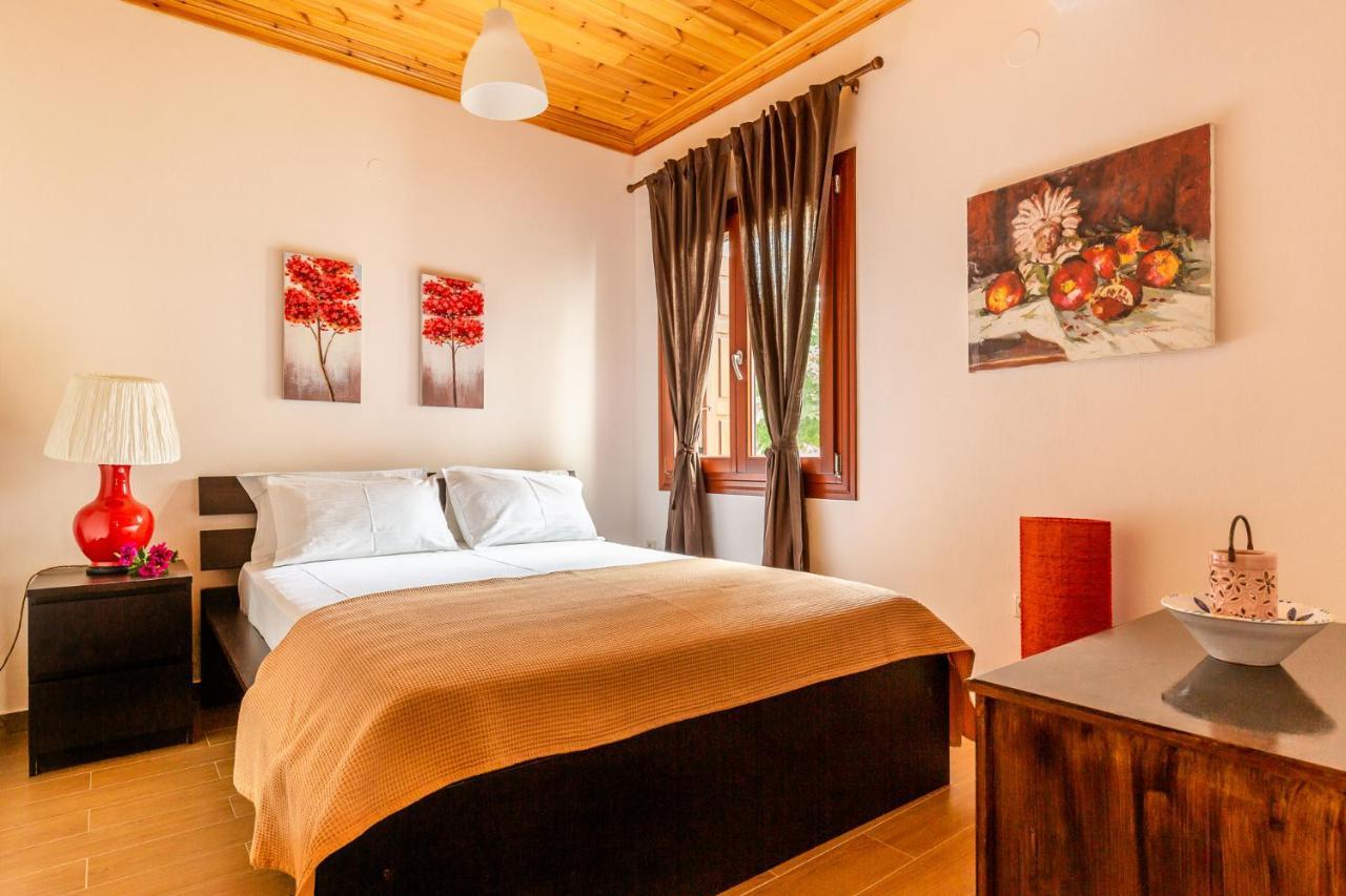 Olive Grove Apartment Skopelos Town Exterior photo
