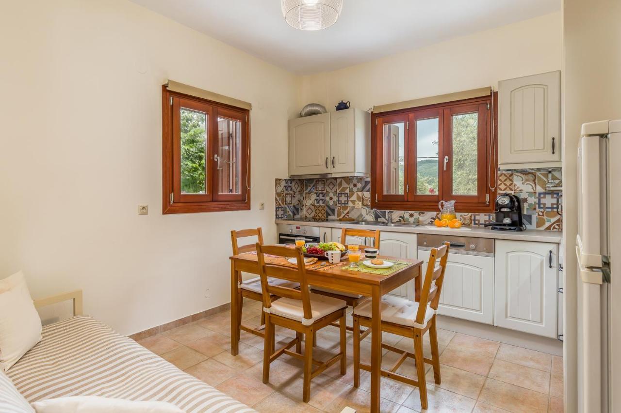 Olive Grove Apartment Skopelos Town Exterior photo
