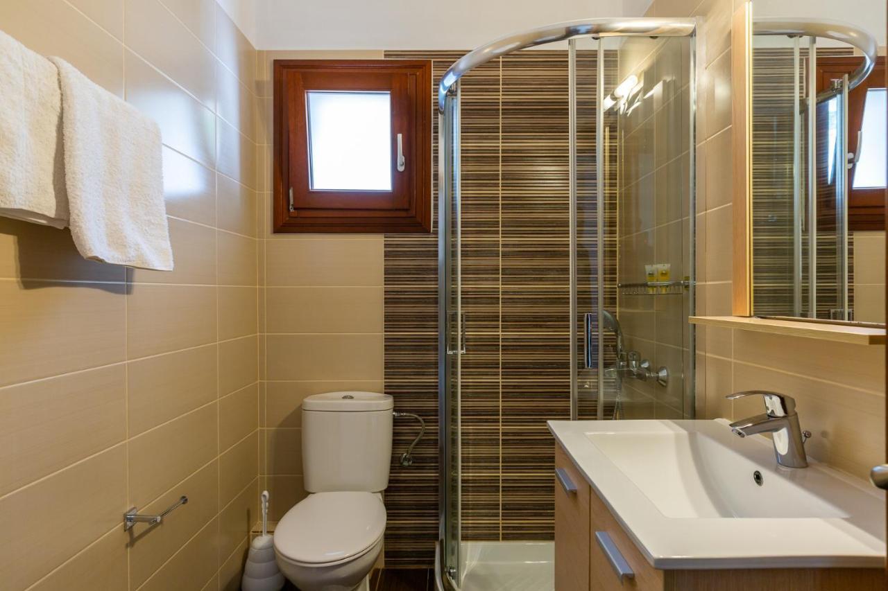 Olive Grove Apartment Skopelos Town Exterior photo