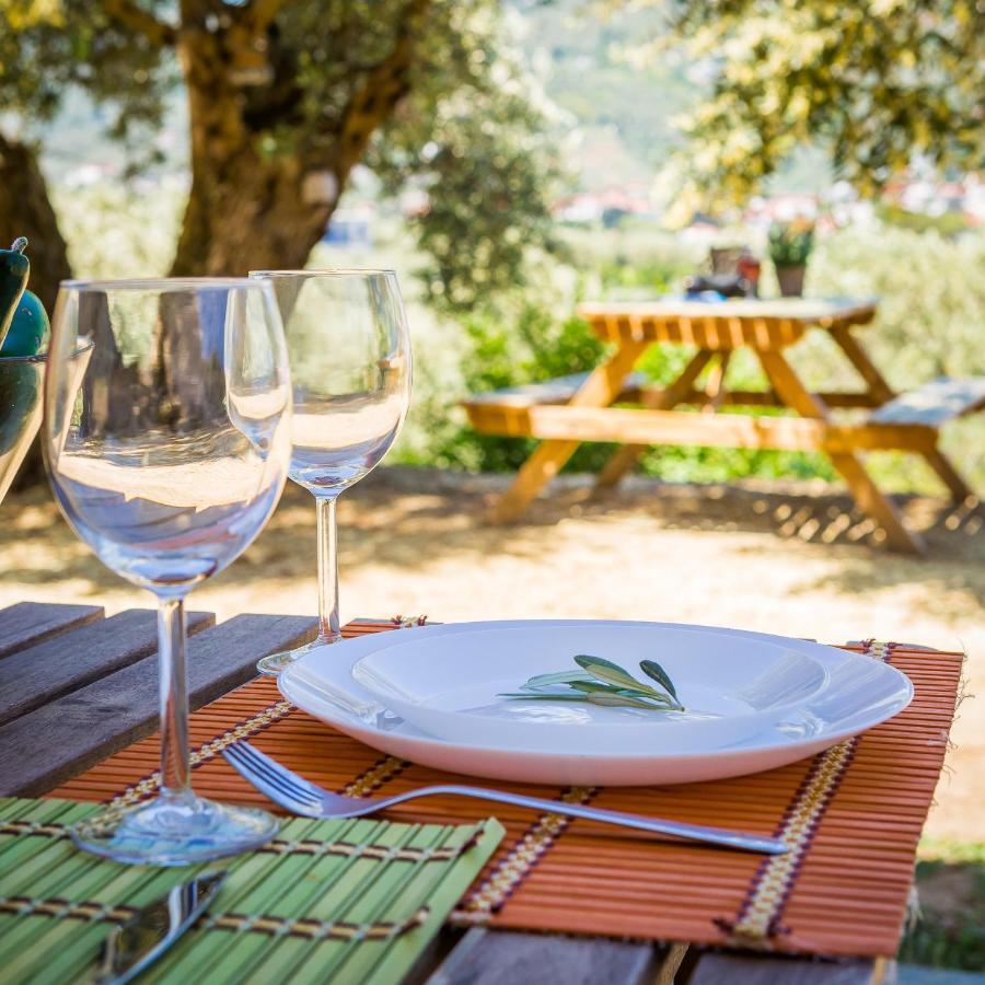 Olive Grove Apartment Skopelos Town Exterior photo